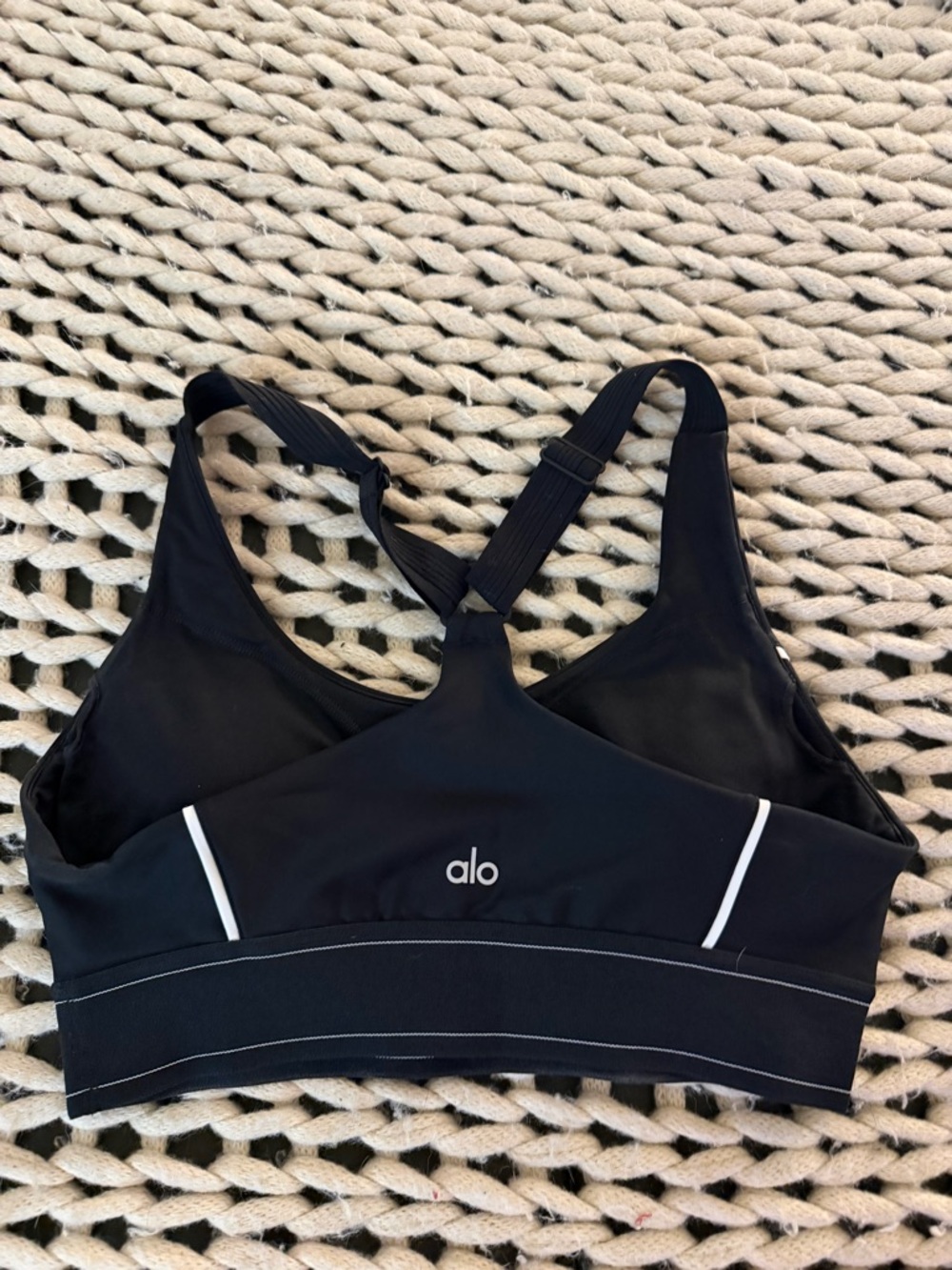 ALO Yoga Airlift Suit Up Bra - Black/White - Picture 2 of 6